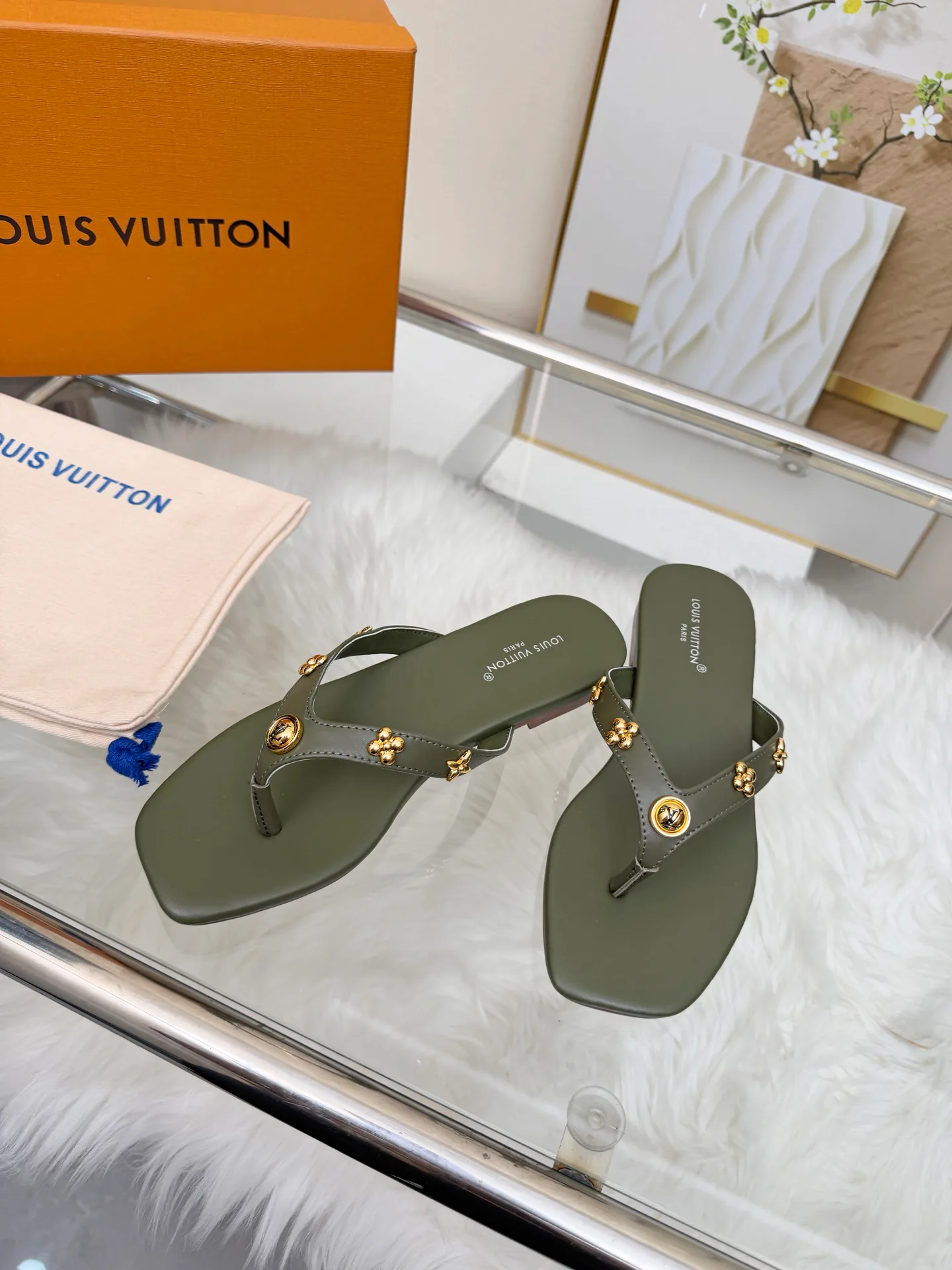 Шлепанцы Женские Louis Vuitton 13253495