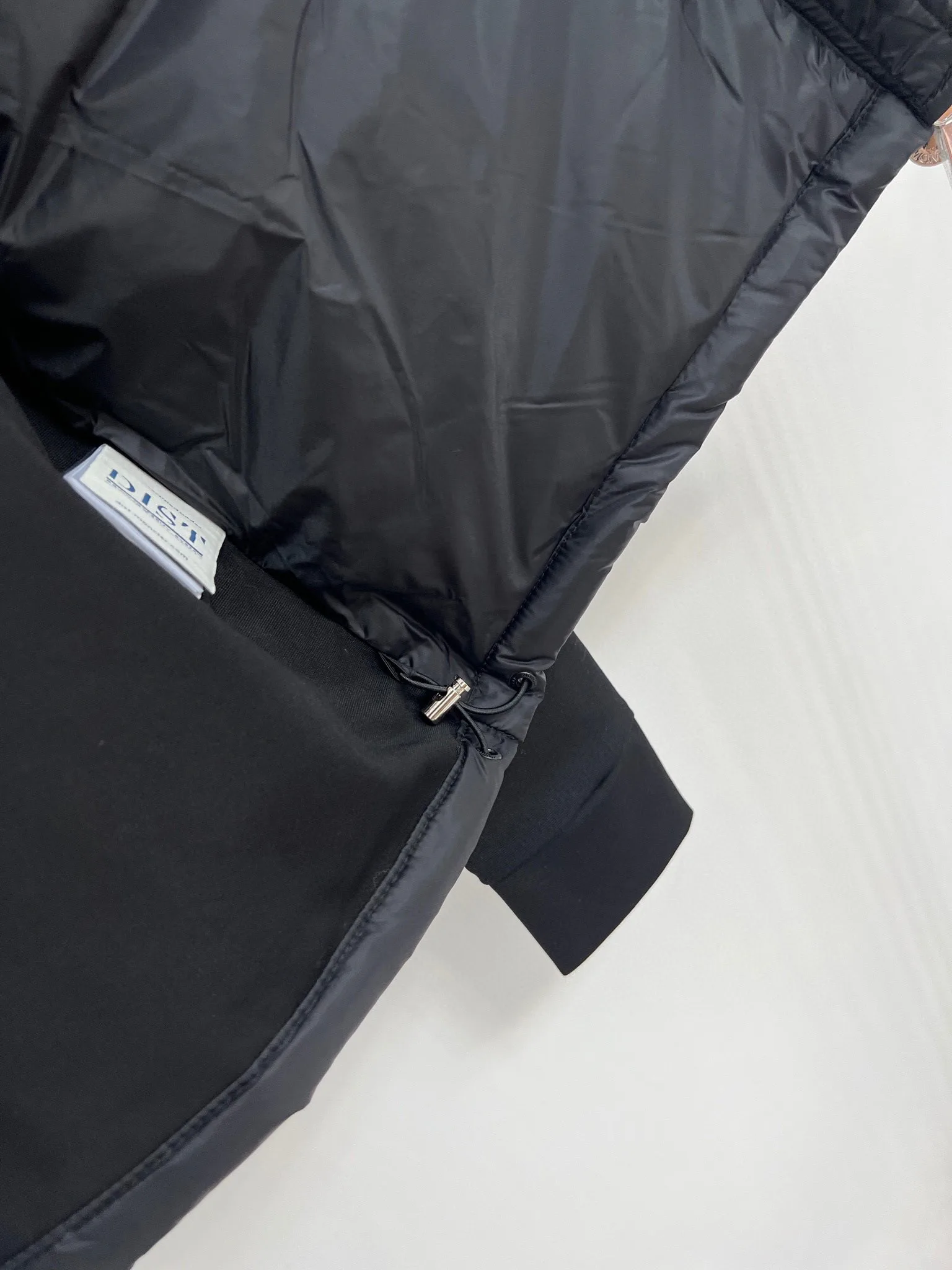 Куртки И Пуховики Женские Moncler 18416232