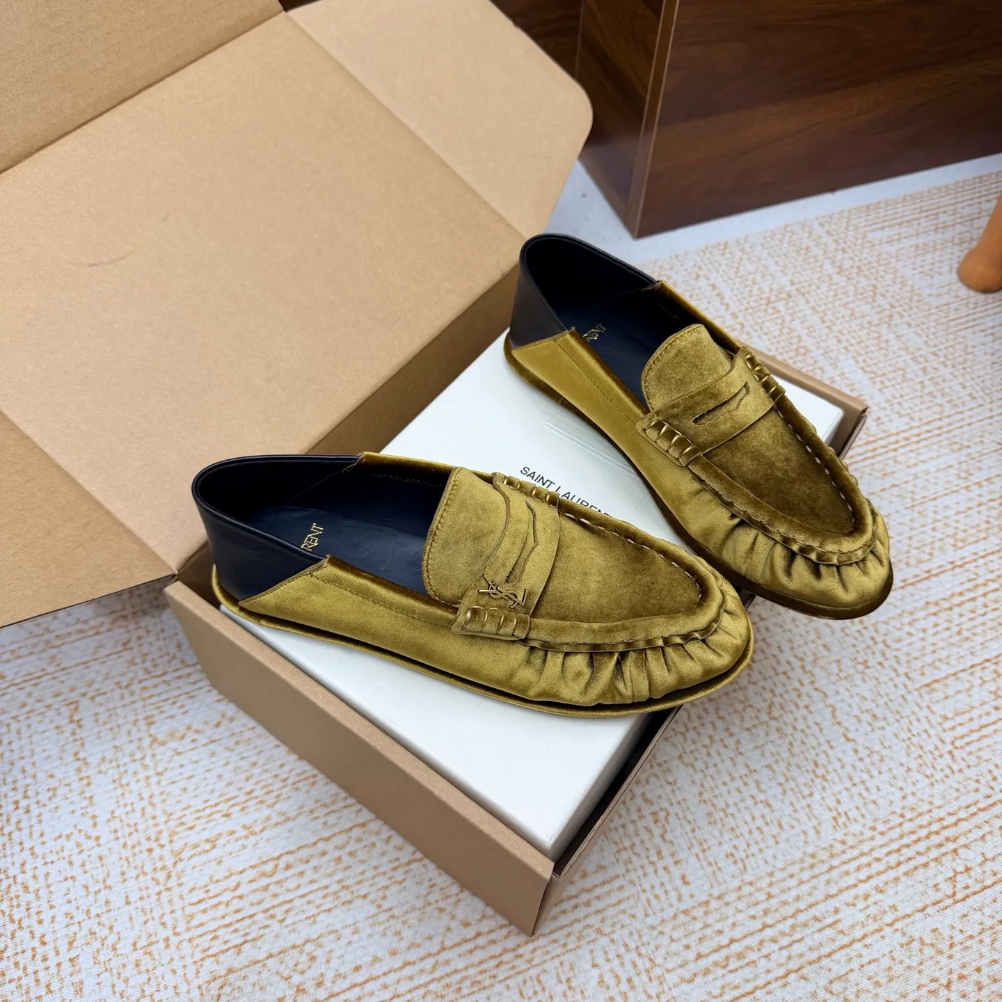 Лоферы И Мокасины Женские Saint Laurent 18104186