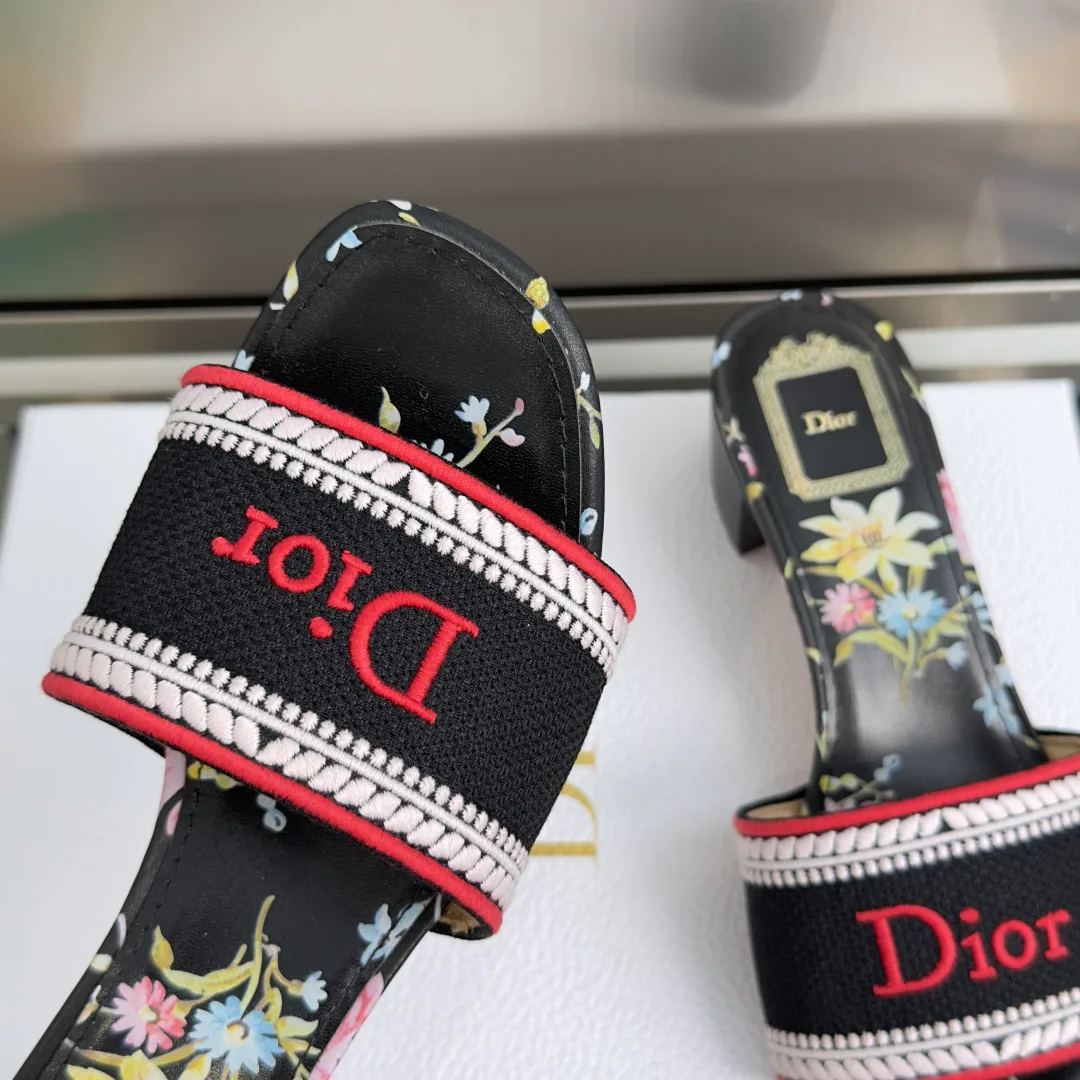 Босоножки Женские Christian Dior 18464021