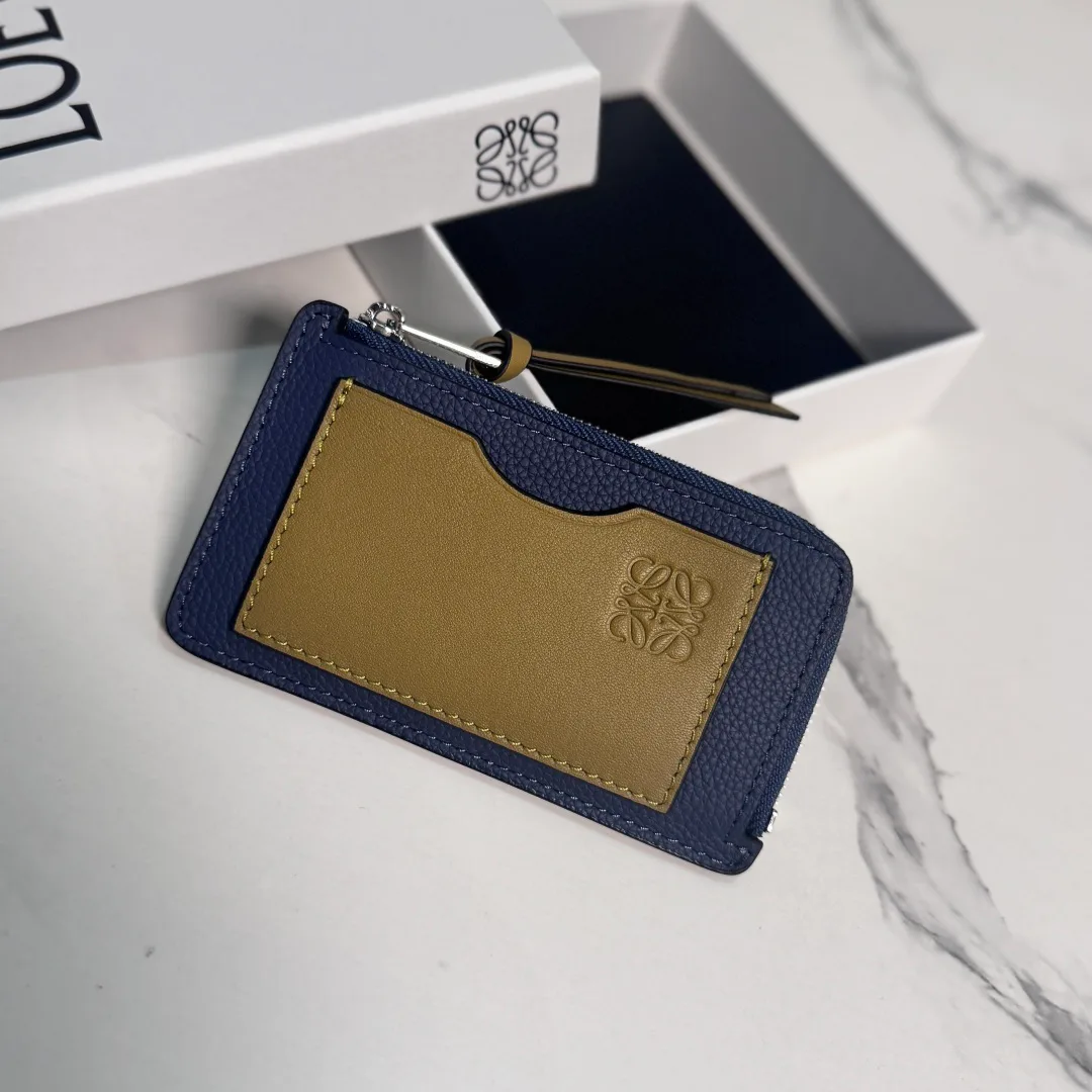 Клатчи Женские Loewe 17082946