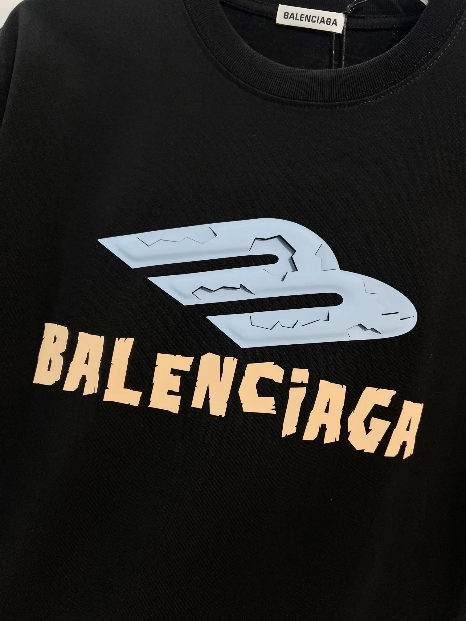 Футболки Женские Balenciaga 1236866