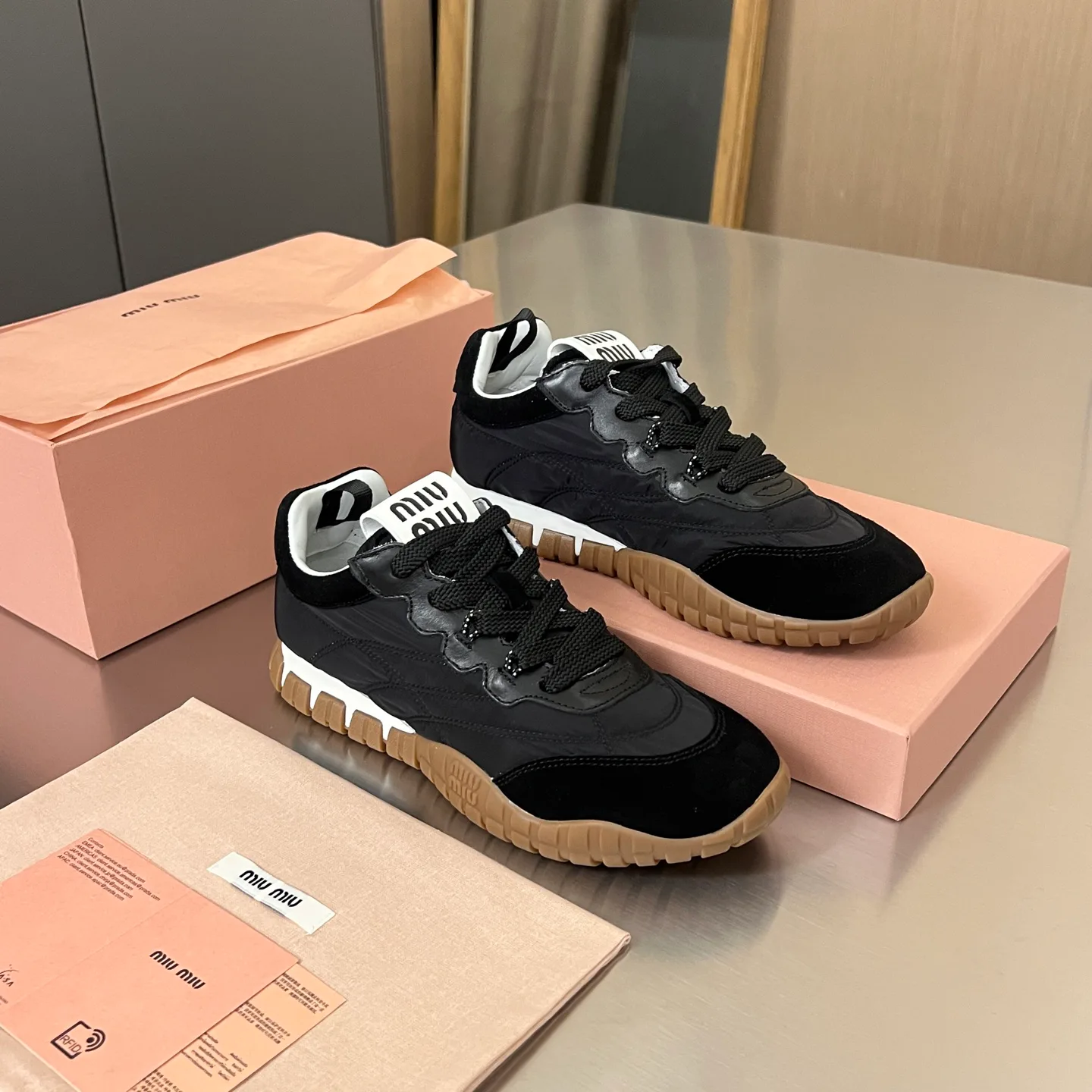 Кроссовки Женские Miu Miu 17968638