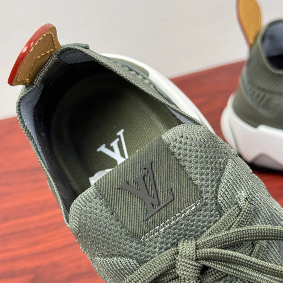 Кроссовки Мужские Louis Vuitton 4898722