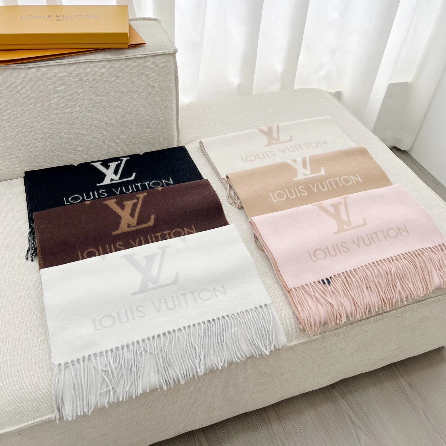 Шарфы Louis Vuitton 287813