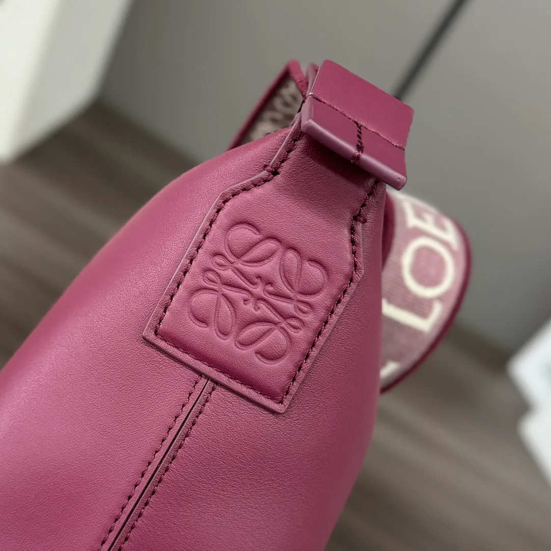 Сумки На Ремне Женские Loewe 11674470