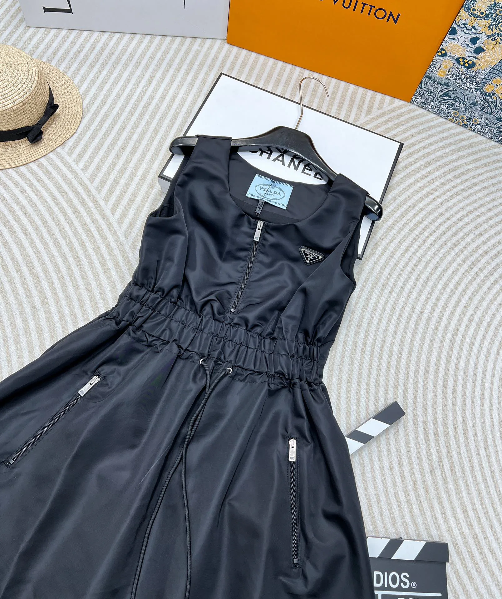 Платья Женские Prada 11207683