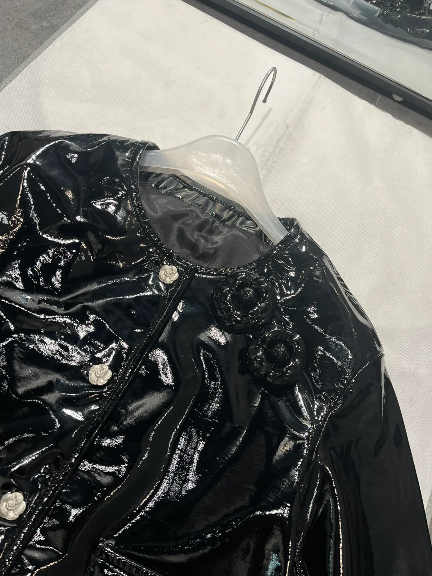 Кожаные Куртки И Дублёнки Женские Chanel 10088610