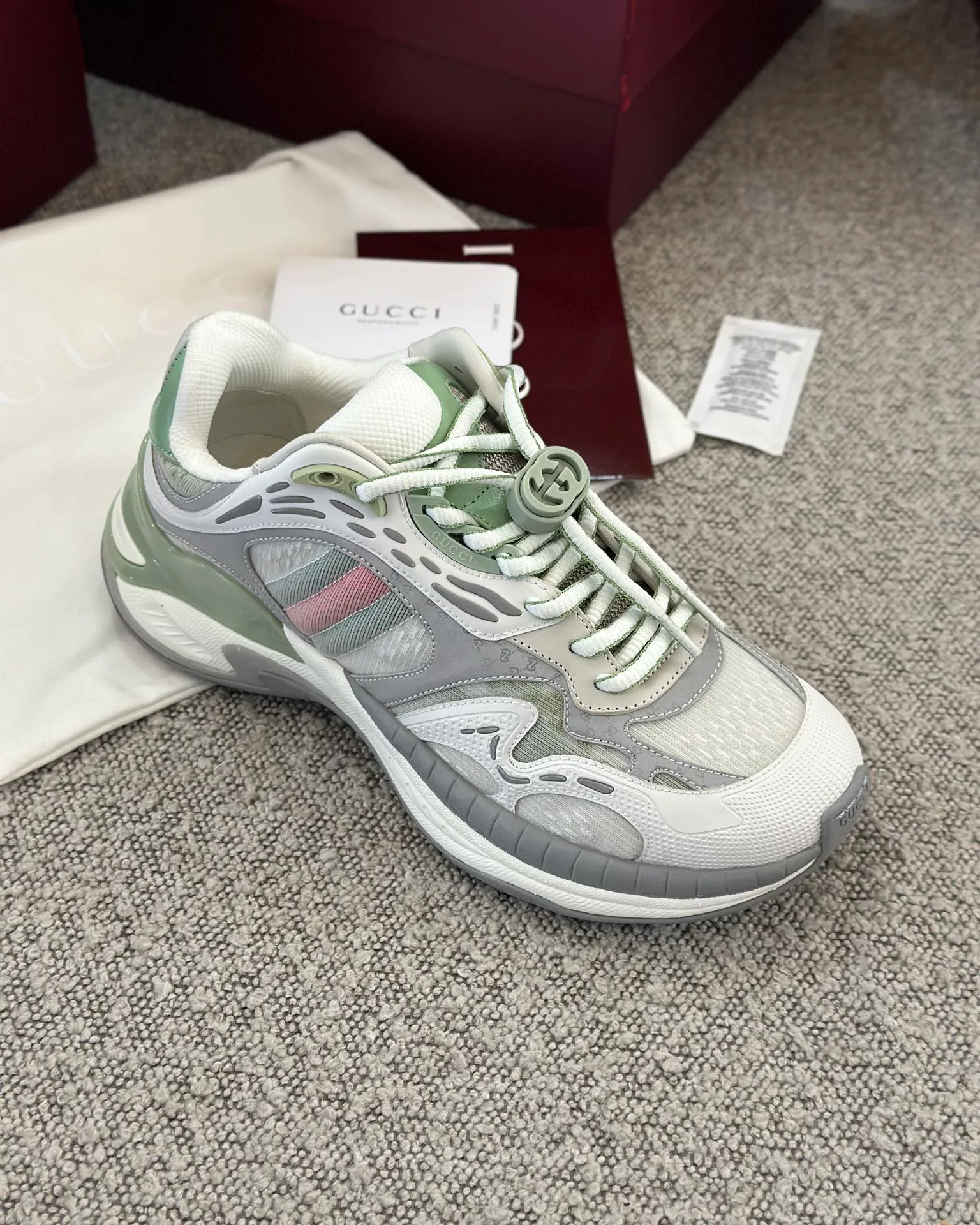 Кроссовки Женские Gucci 4321365