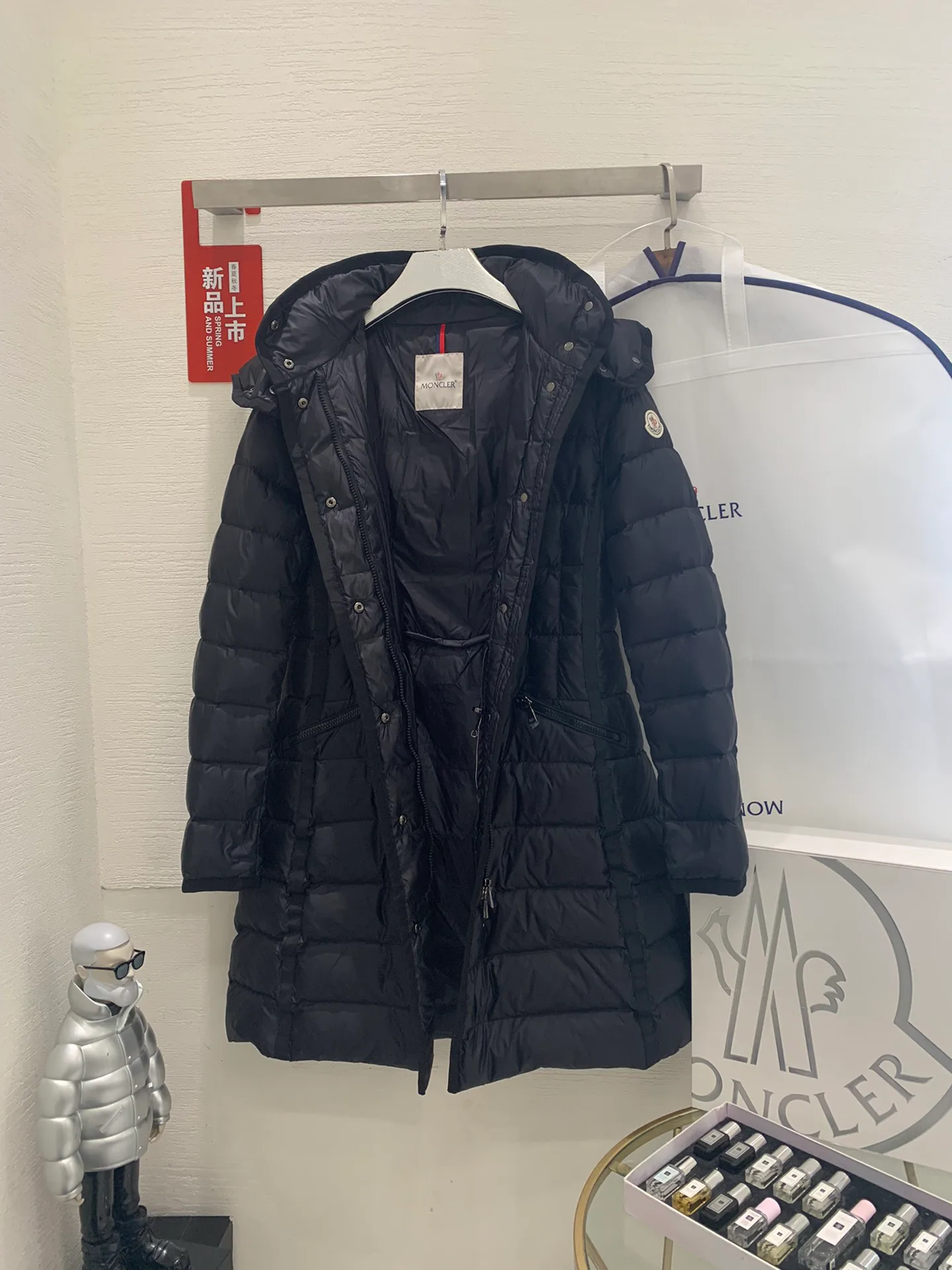 Куртки И Пуховики Женские Moncler 17913968