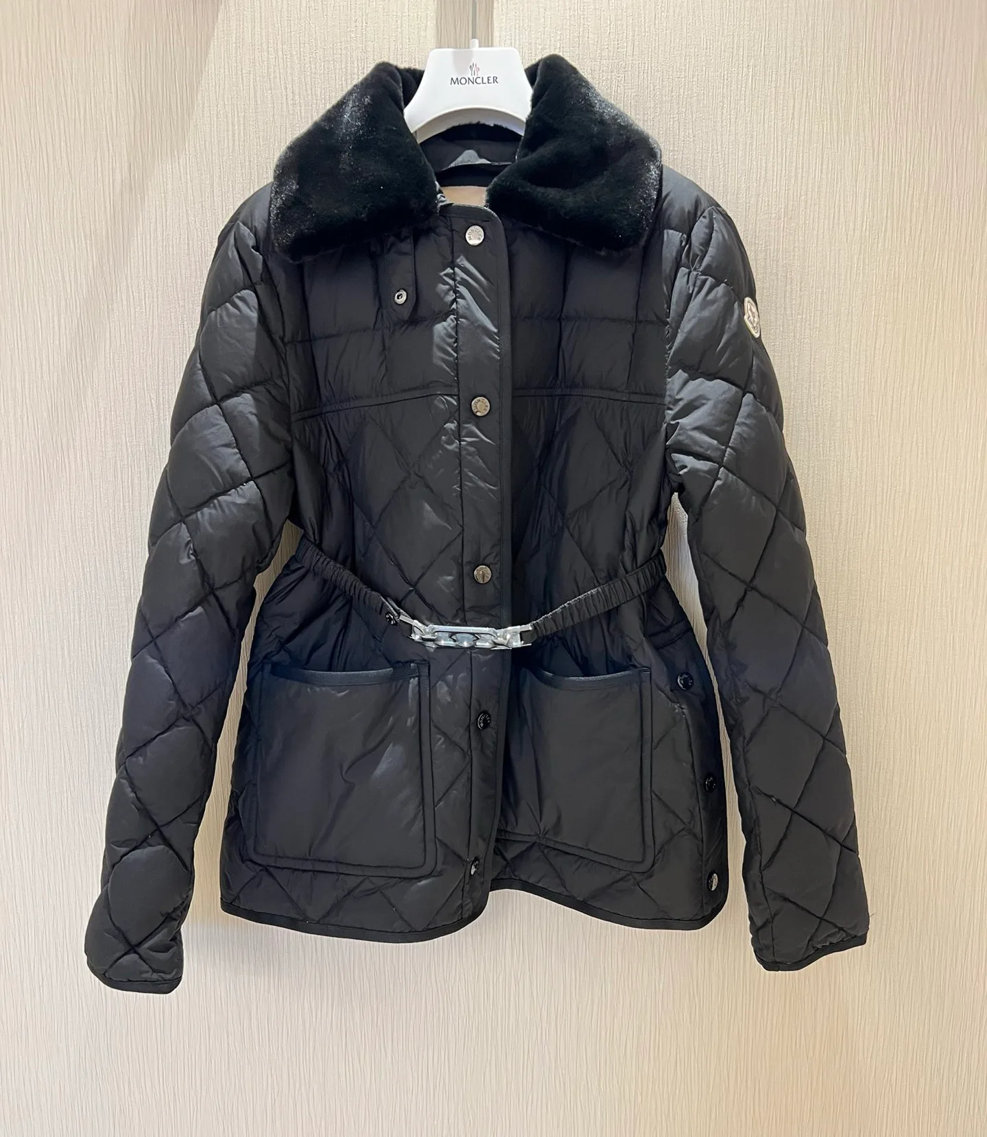 Куртки И Пуховики Женские Moncler 18818106