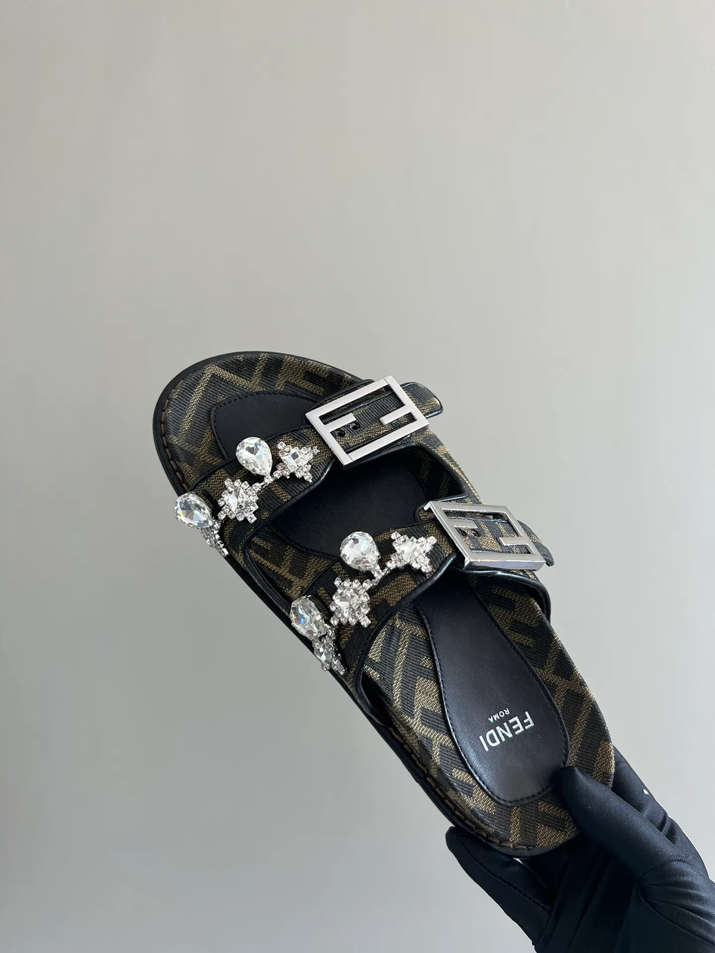 Шлепанцы Женские Fendi 5768