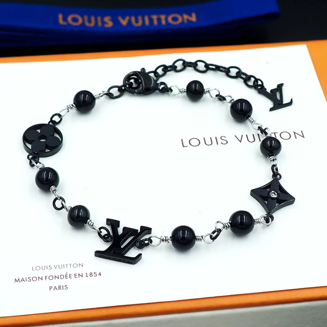 Бижутерия Louis Vuitton 11011201