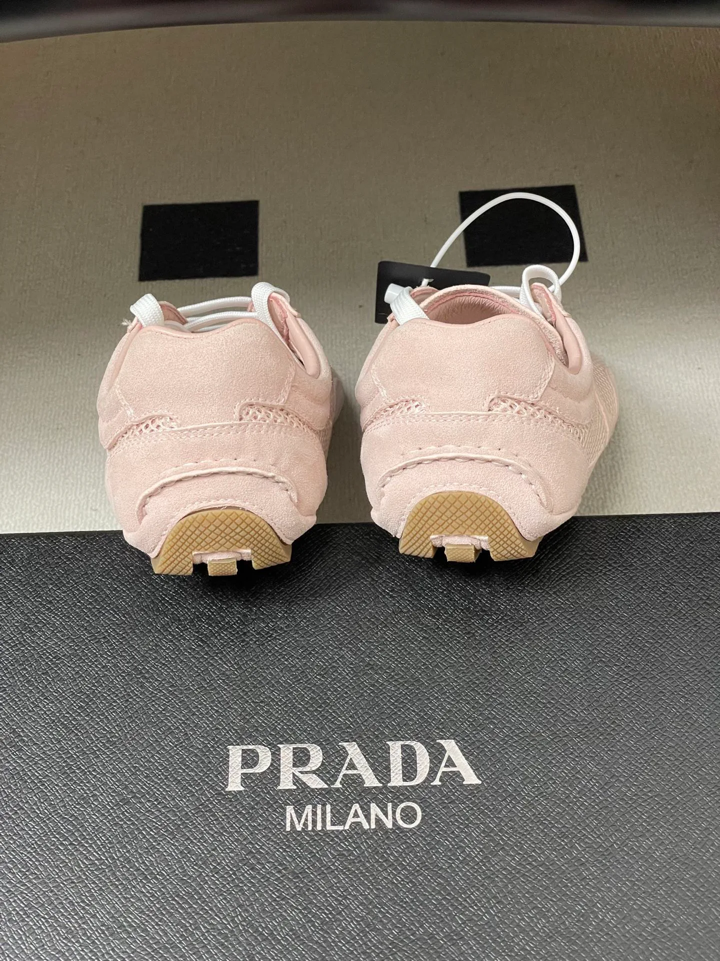 Кроссовки Женские Prada 12880105
