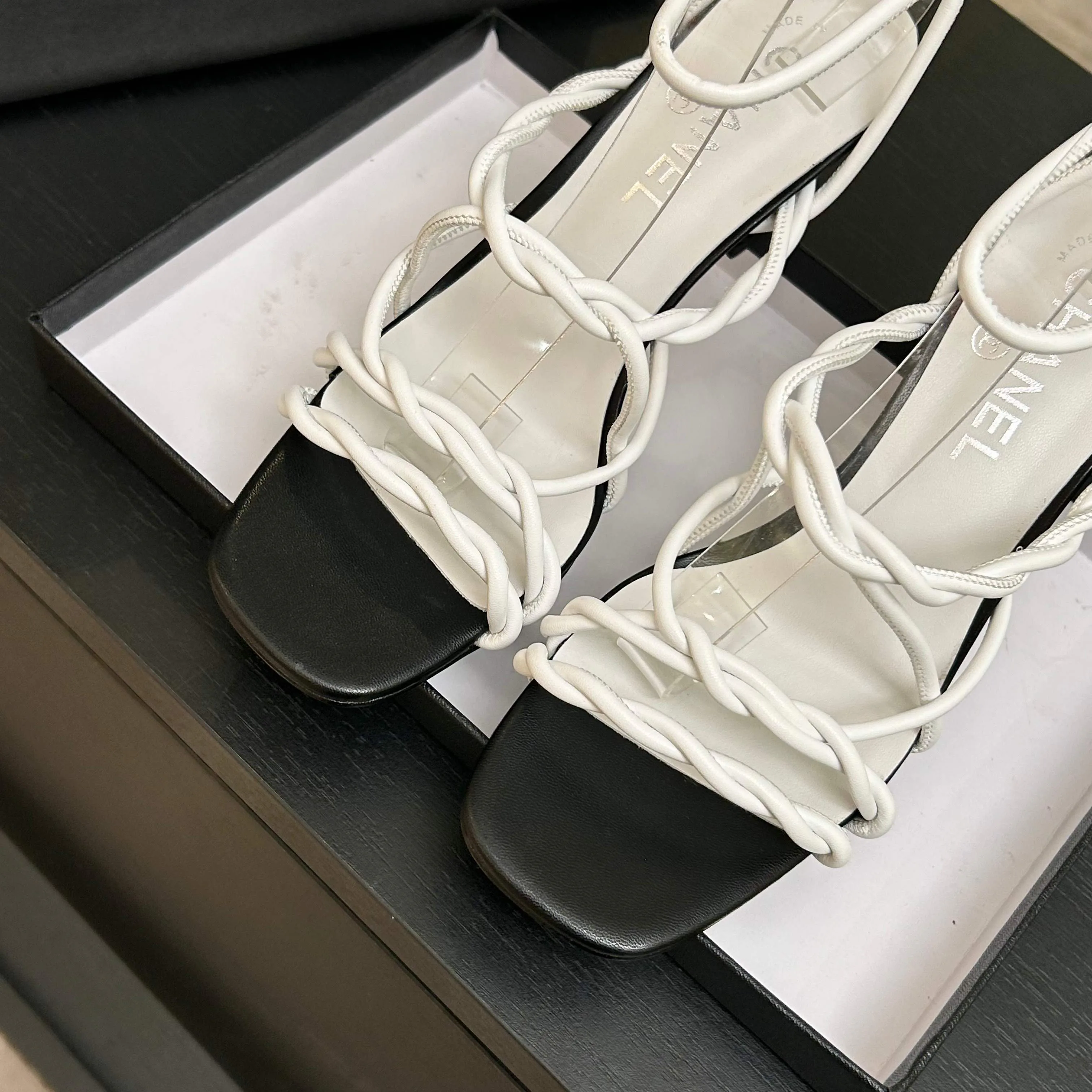 Босоножки Женские Chanel 11776662