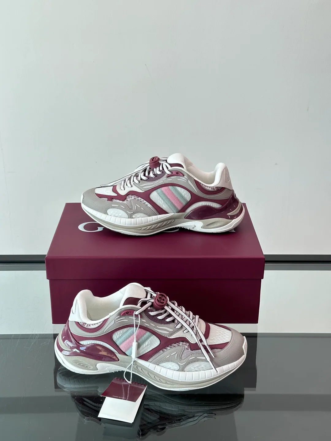 Кроссовки Женские Gucci 11398857