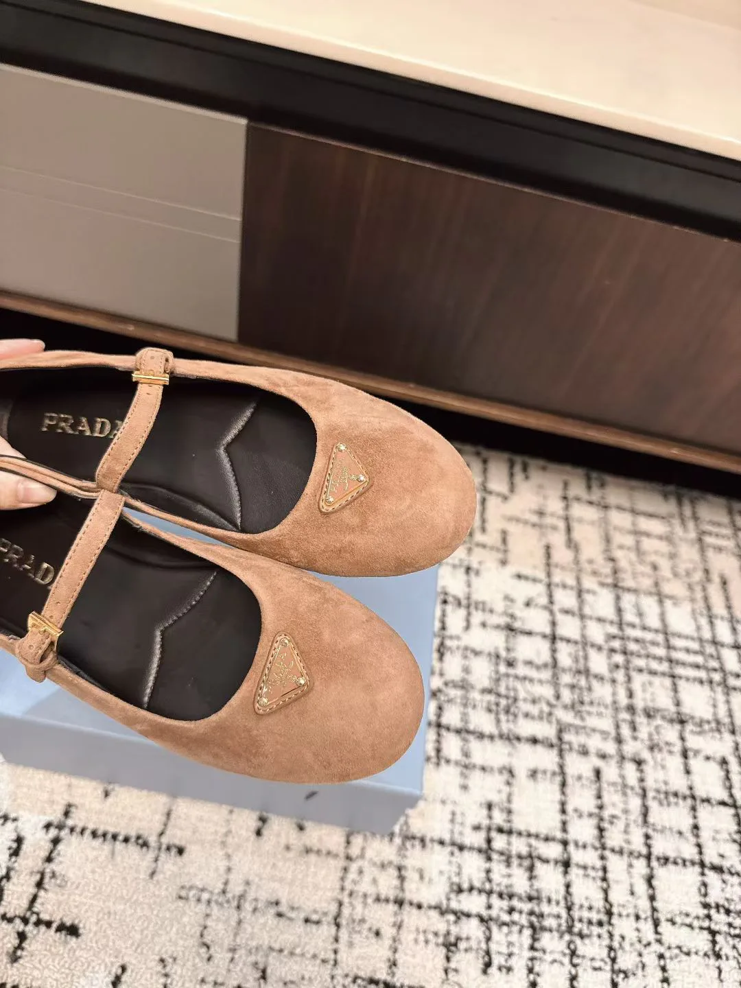 Туфли Женские Prada 11426434