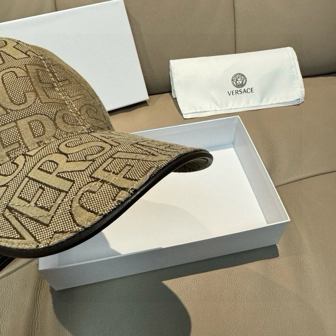 Головные Уборы Versace 11055577