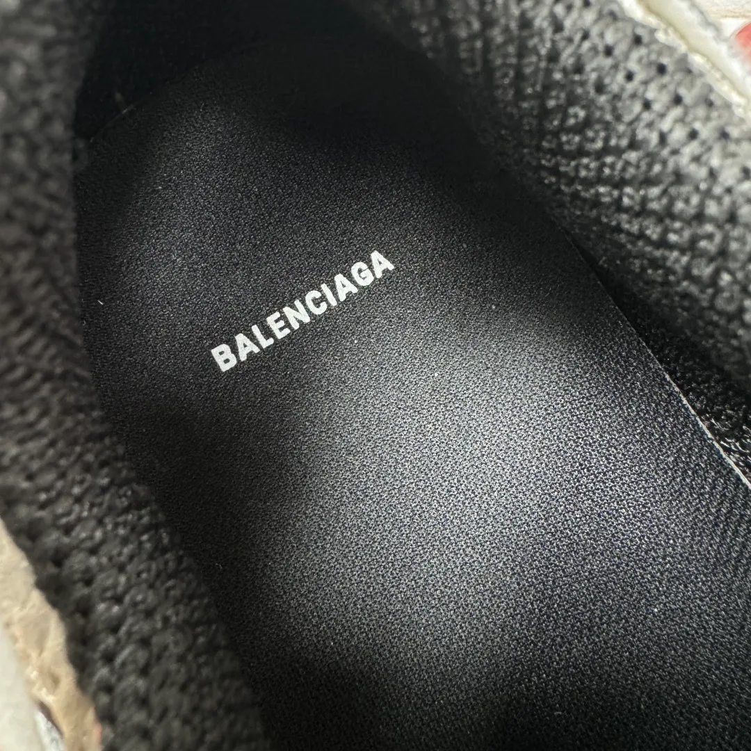 Кроссовки Женские Balenciaga 13216462