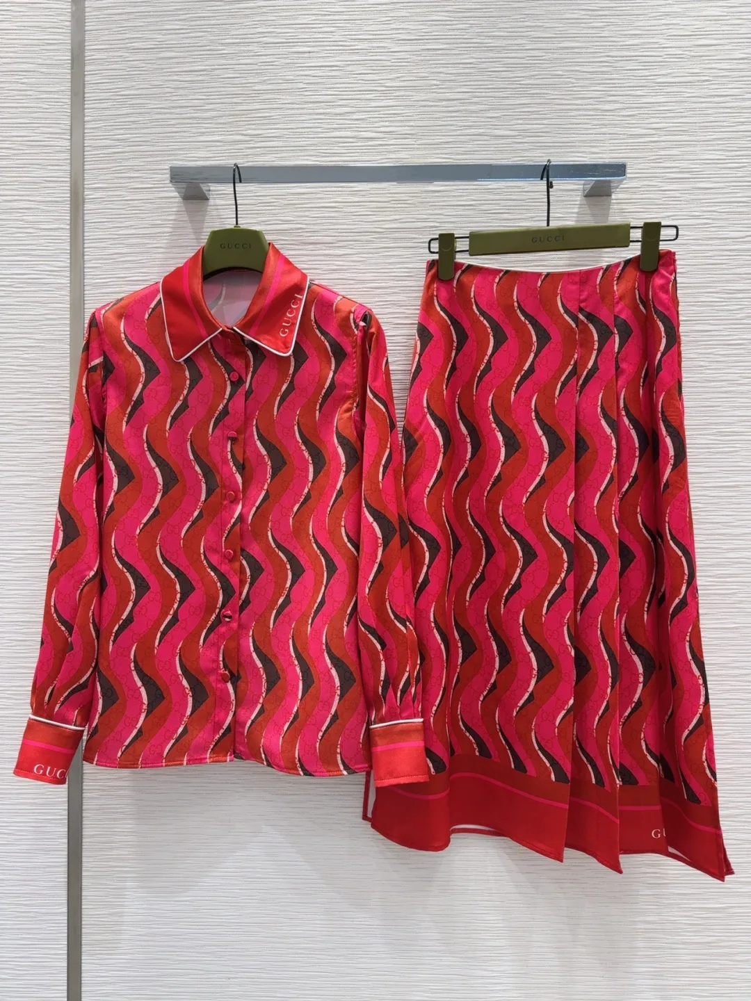 Костюмы Женские Gucci 15694