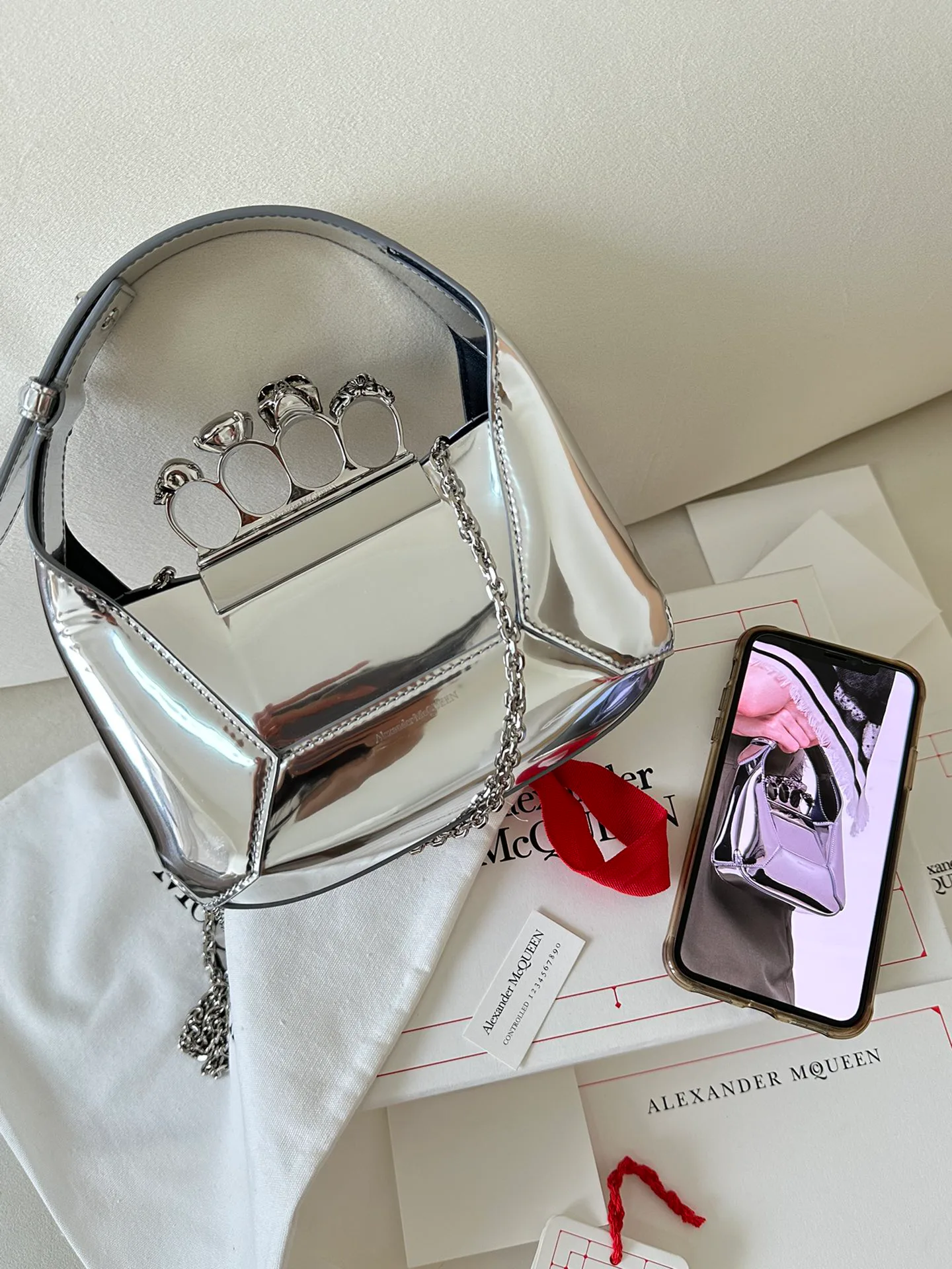 Сумки На Ремне Женские Alexander Mcqueen 11472537