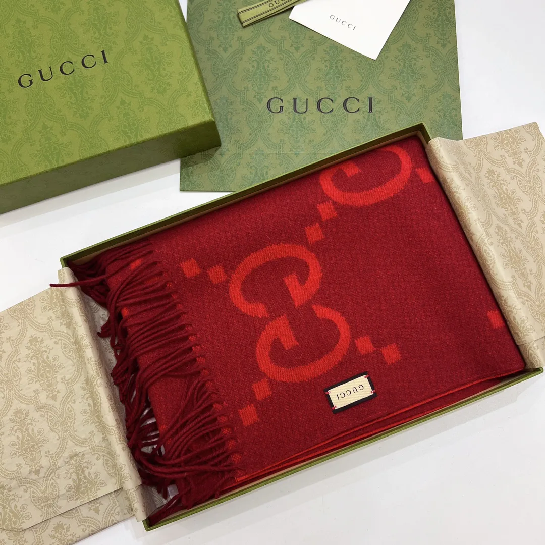 Шарфы Gucci 2642440