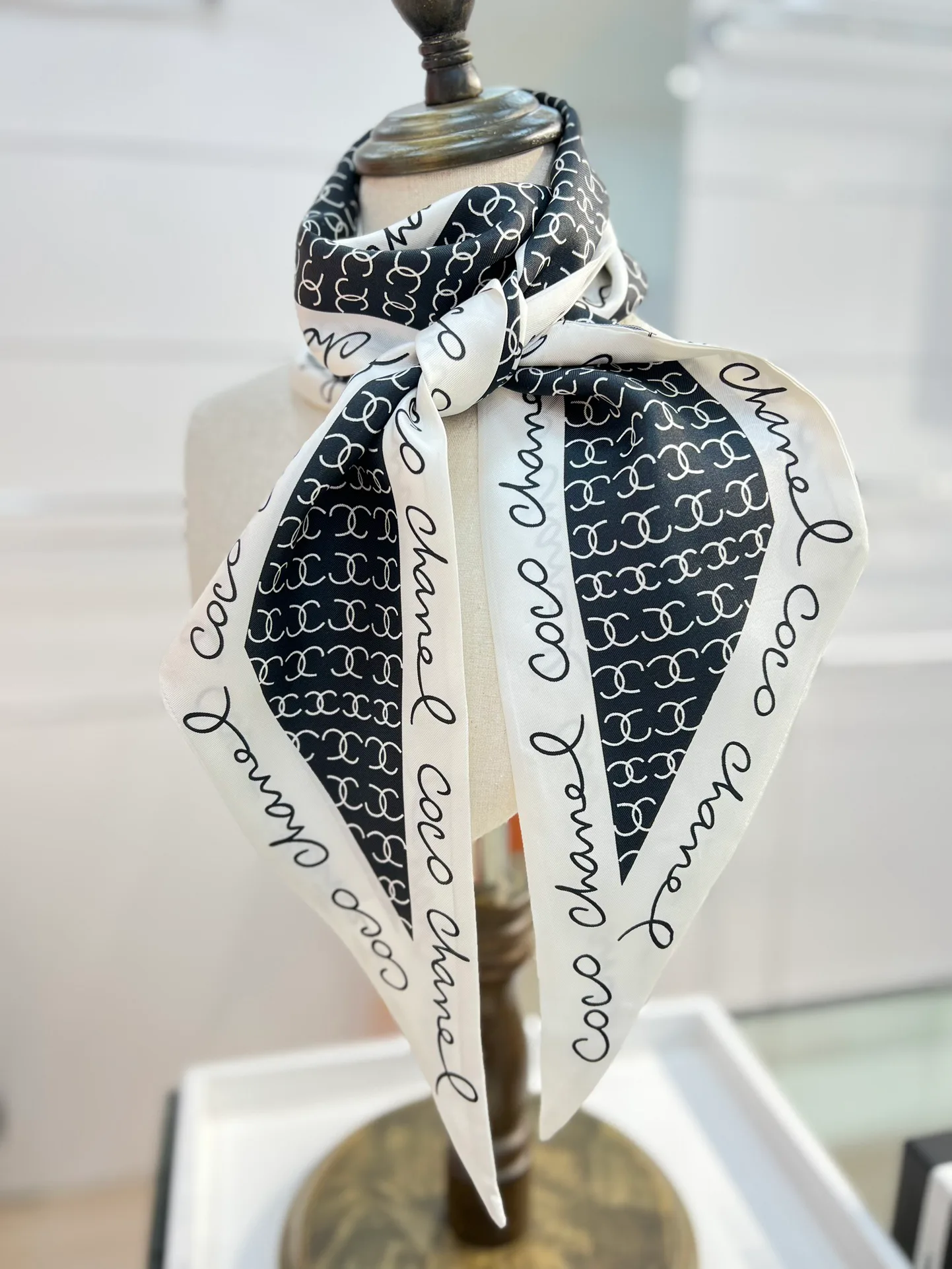 Платки Chanel 11527449