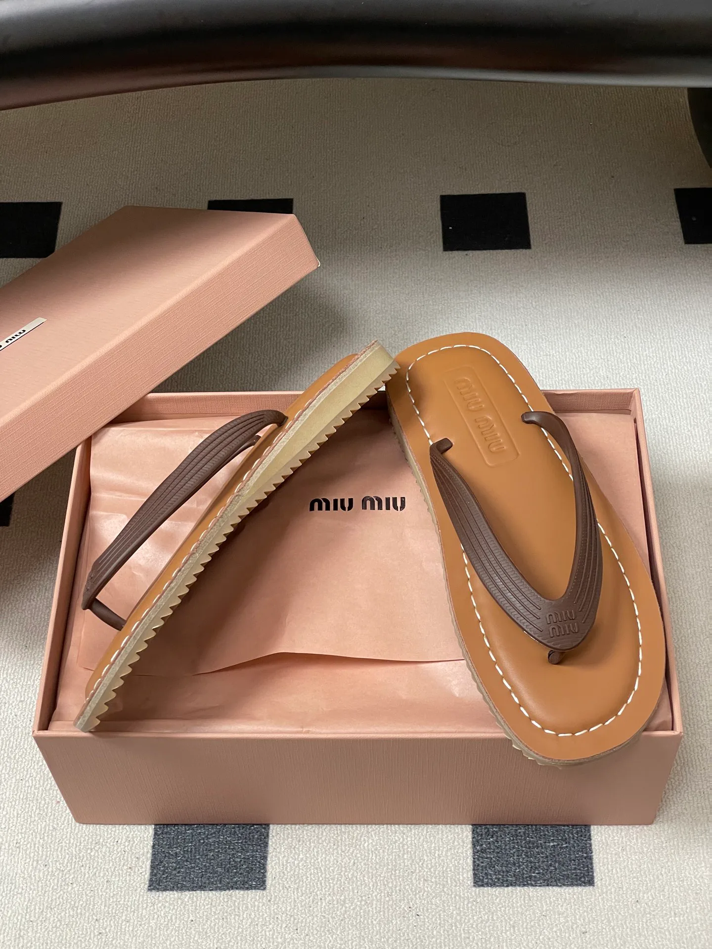 Шлепанцы Женские Miu Miu 13343853