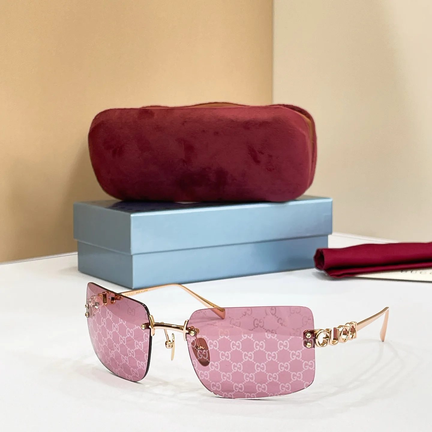 Очки Gucci 17495885