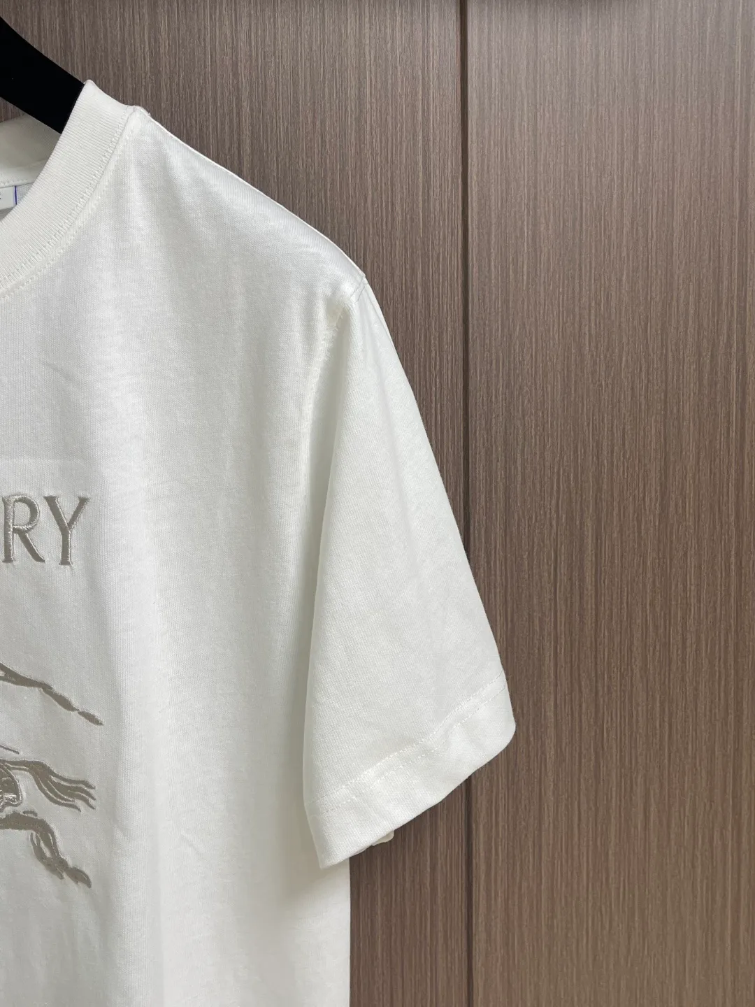 Футболки Женские Burberry 18191328