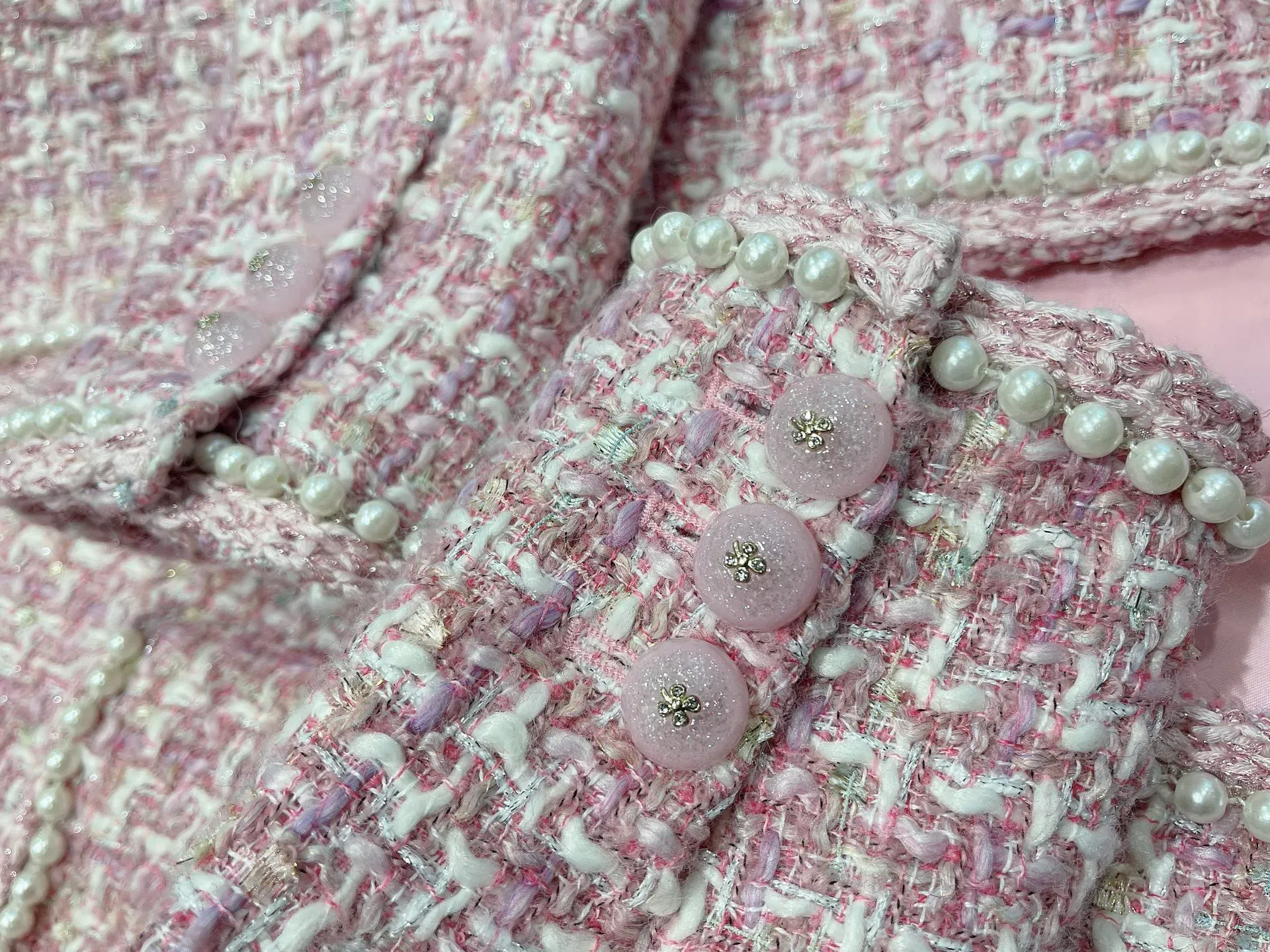 Куртки И Пуховики Женские Chanel 1056125