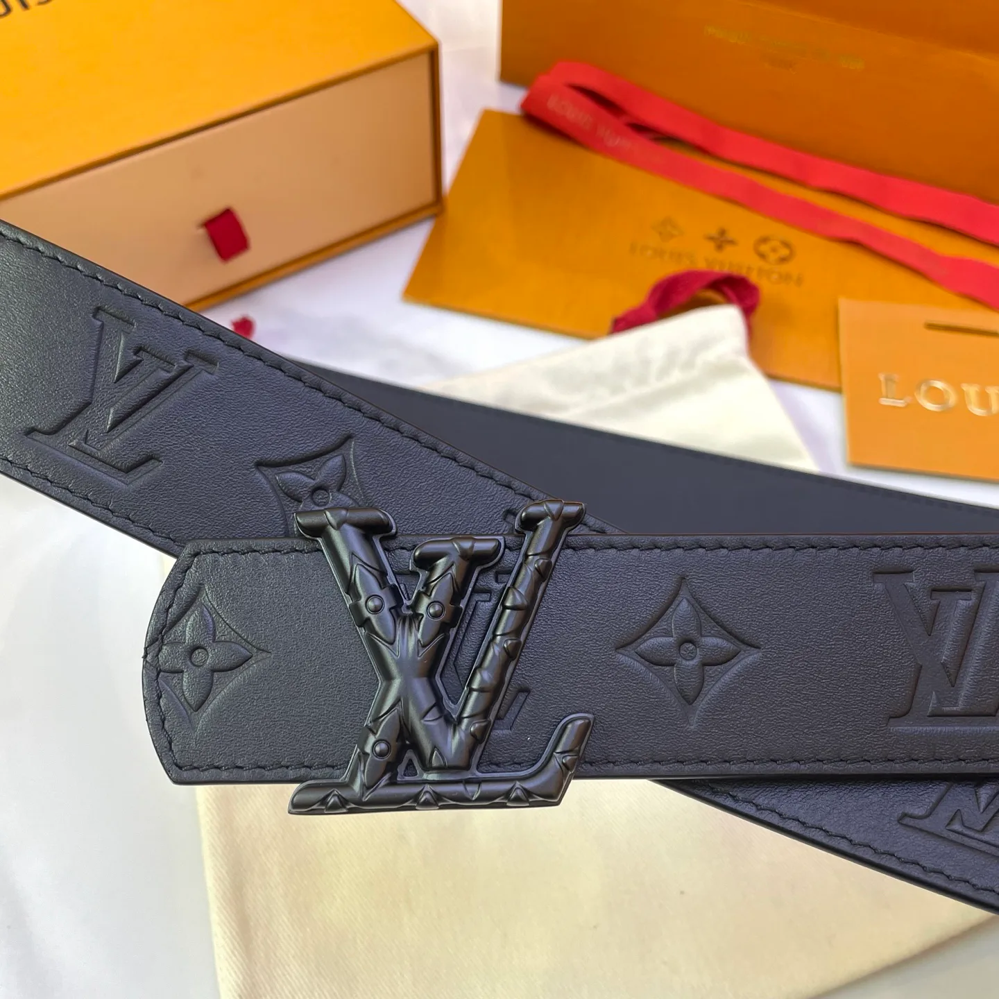 Ремни Louis Vuitton 11406612