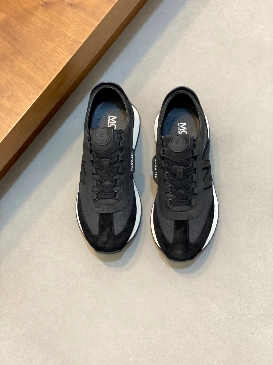 Кроссовки Мужские Moncler 18079050