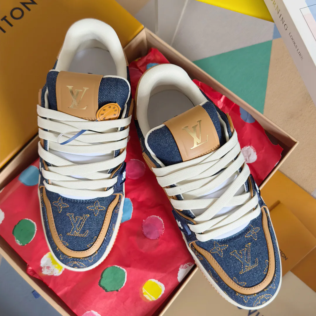 Кроссовки Женские Louis Vuitton 1546679
