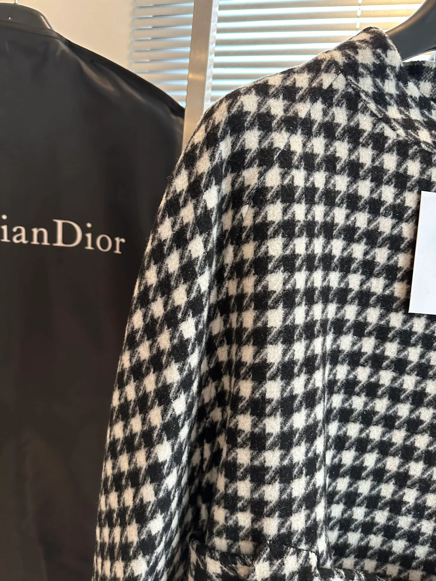 Куртки И Пуховики Женские Christian Dior 3926