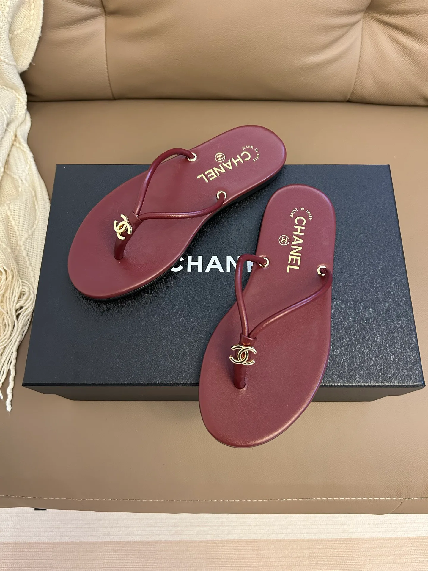 Сандалии Женские Chanel 13108927