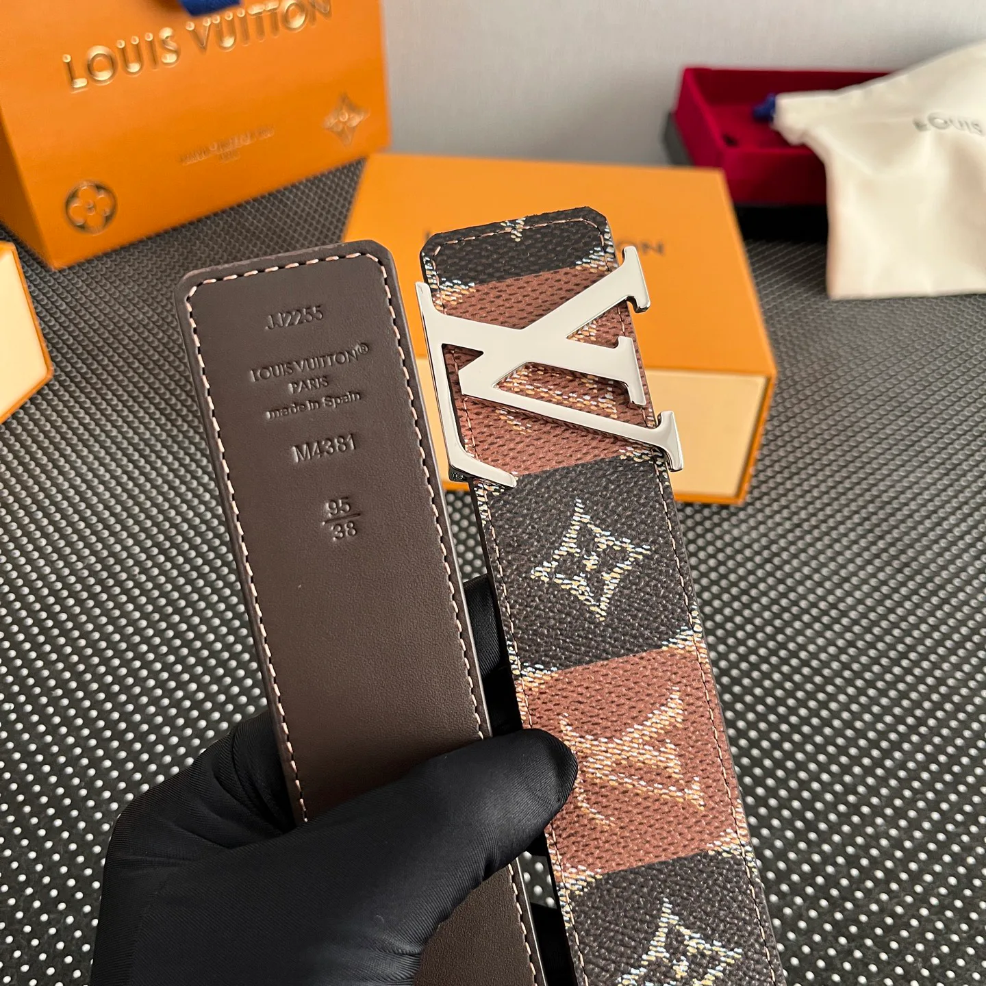 Ремни Louis Vuitton 124144