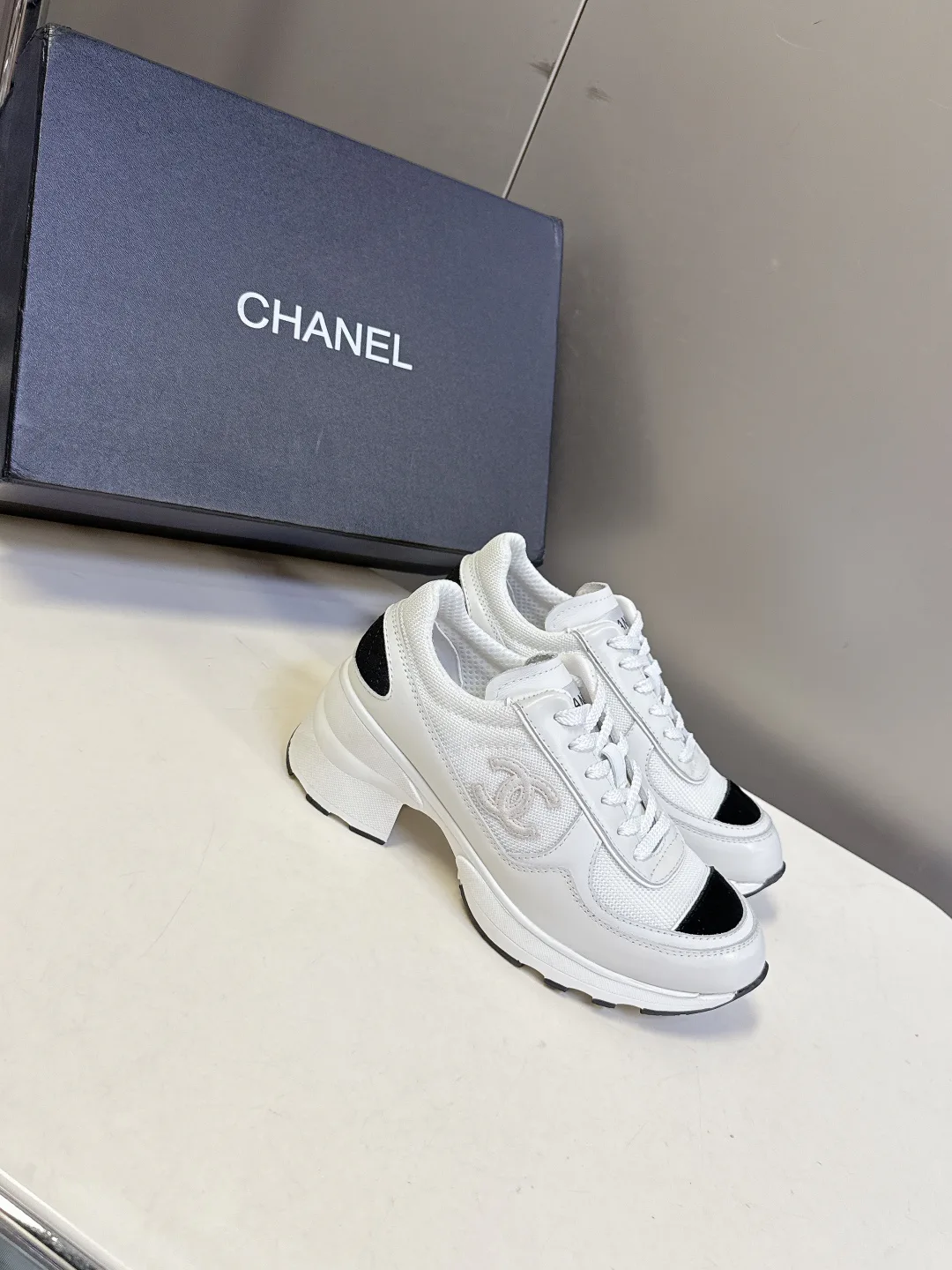 Кроссовки Женские Chanel 139507