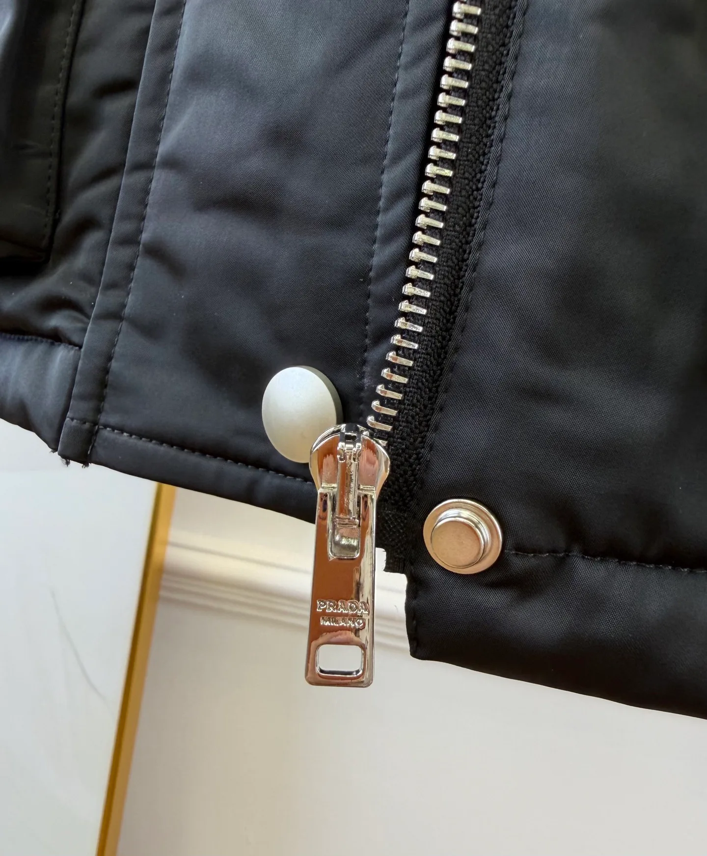 Куртки И Пуховики Женские Prada 18979715