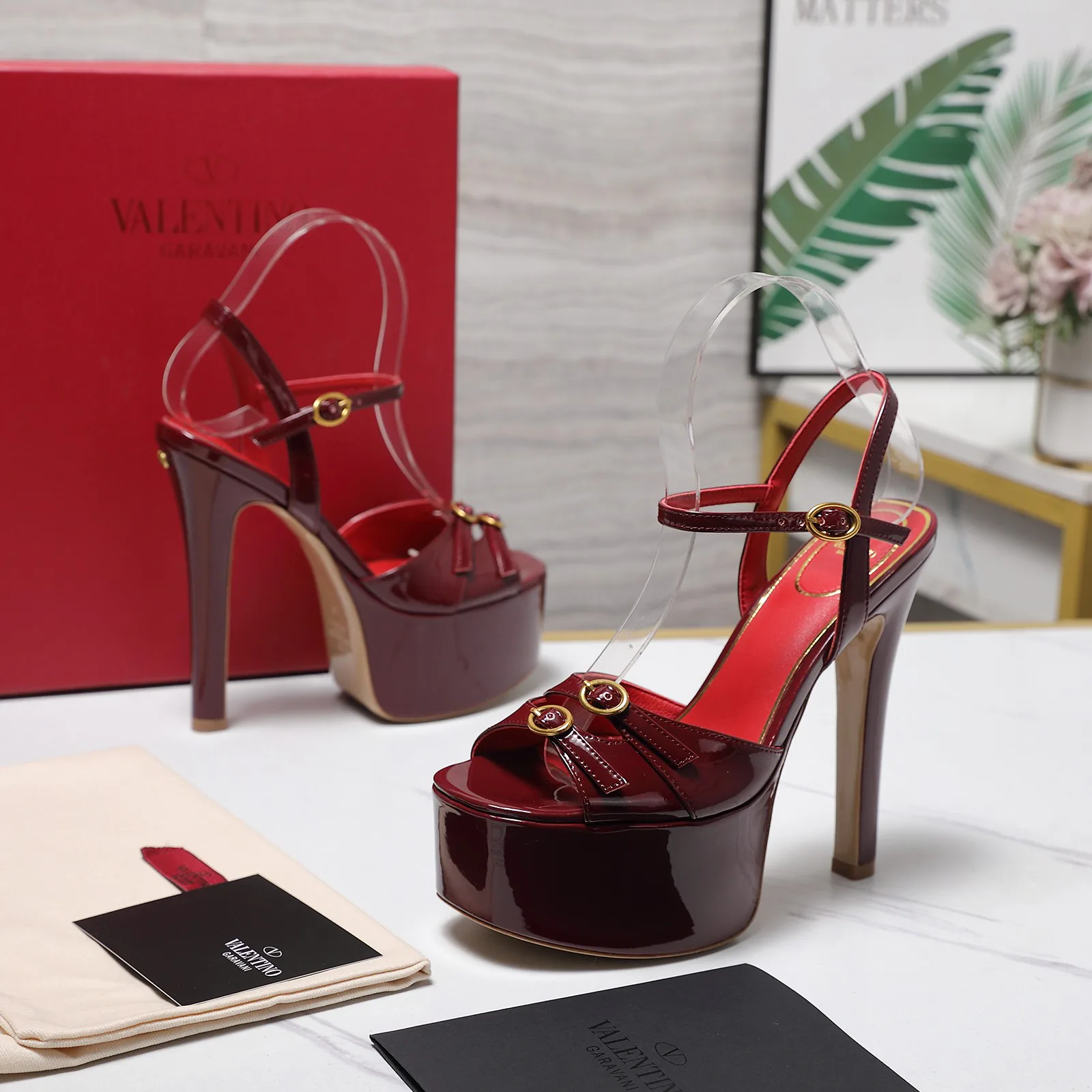 Босоножки Женские Valentino 13542423