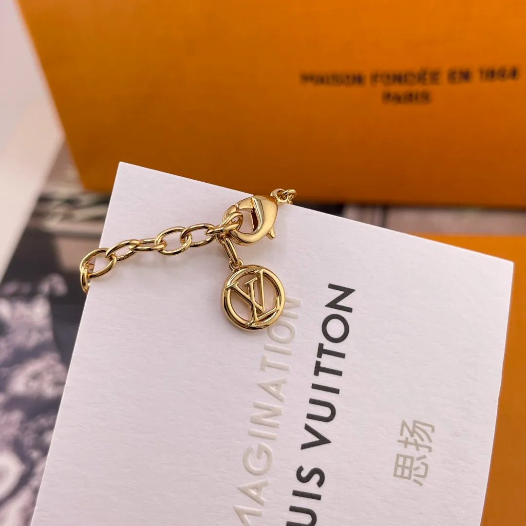 Бижутерия Louis Vuitton 17909708