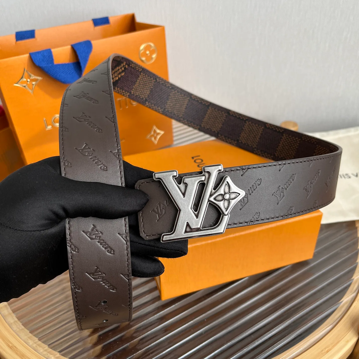 Ремни Louis Vuitton 10399068