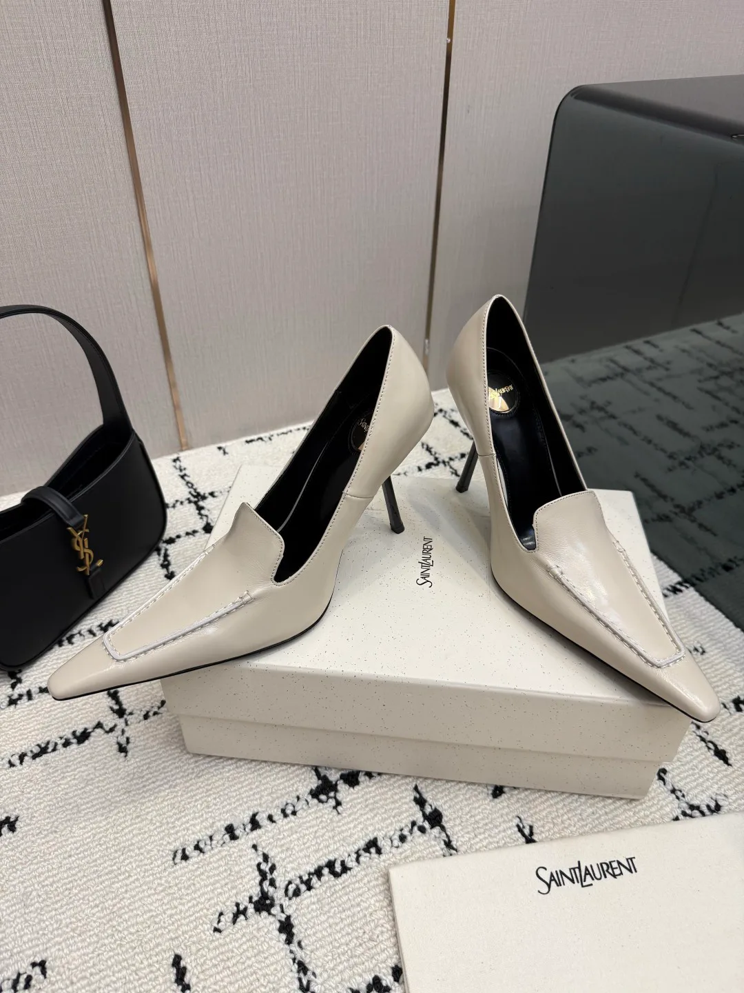 Туфли Женские Saint Laurent 18237758