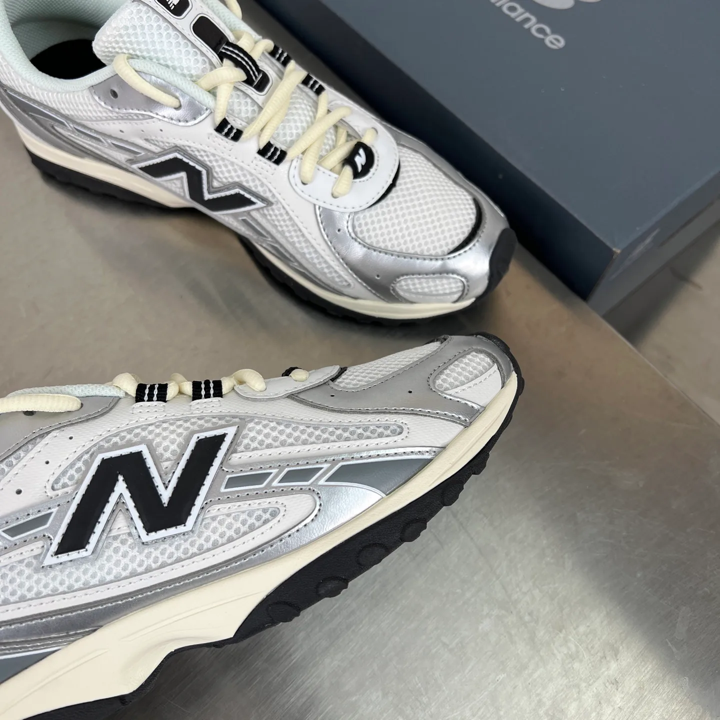 Кроссовки Женские New Balance 404123