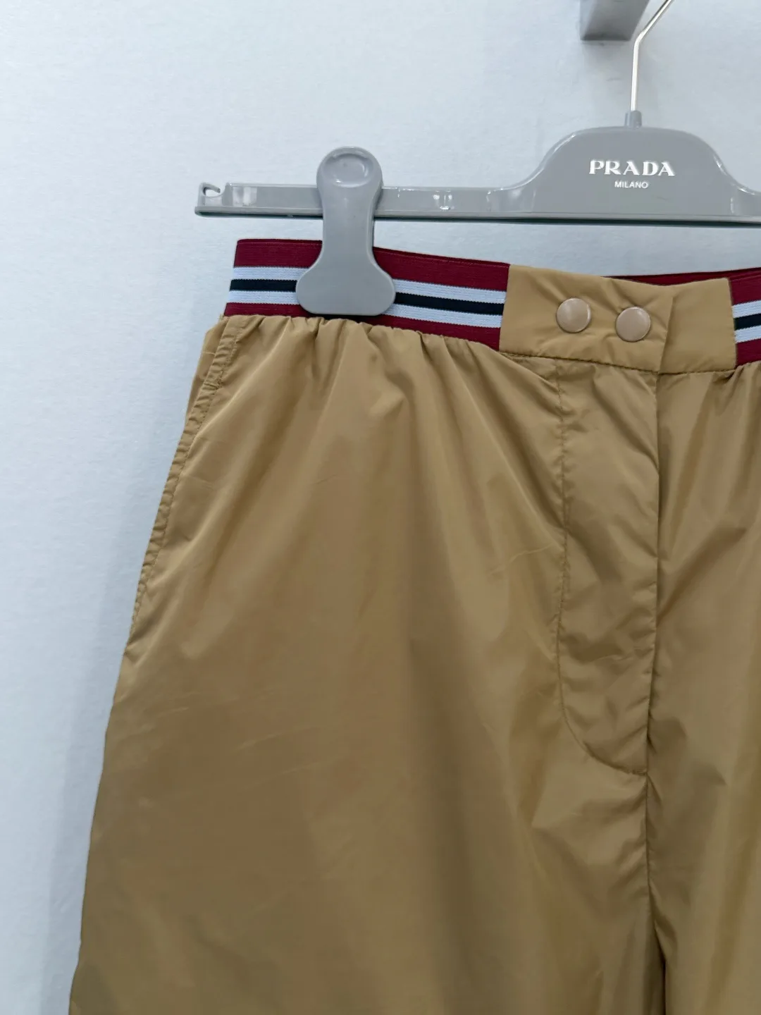 Шорты Женские Prada 13437605