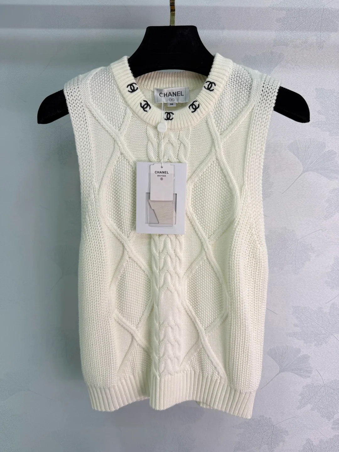 Жилеты Женские Chanel 13237543