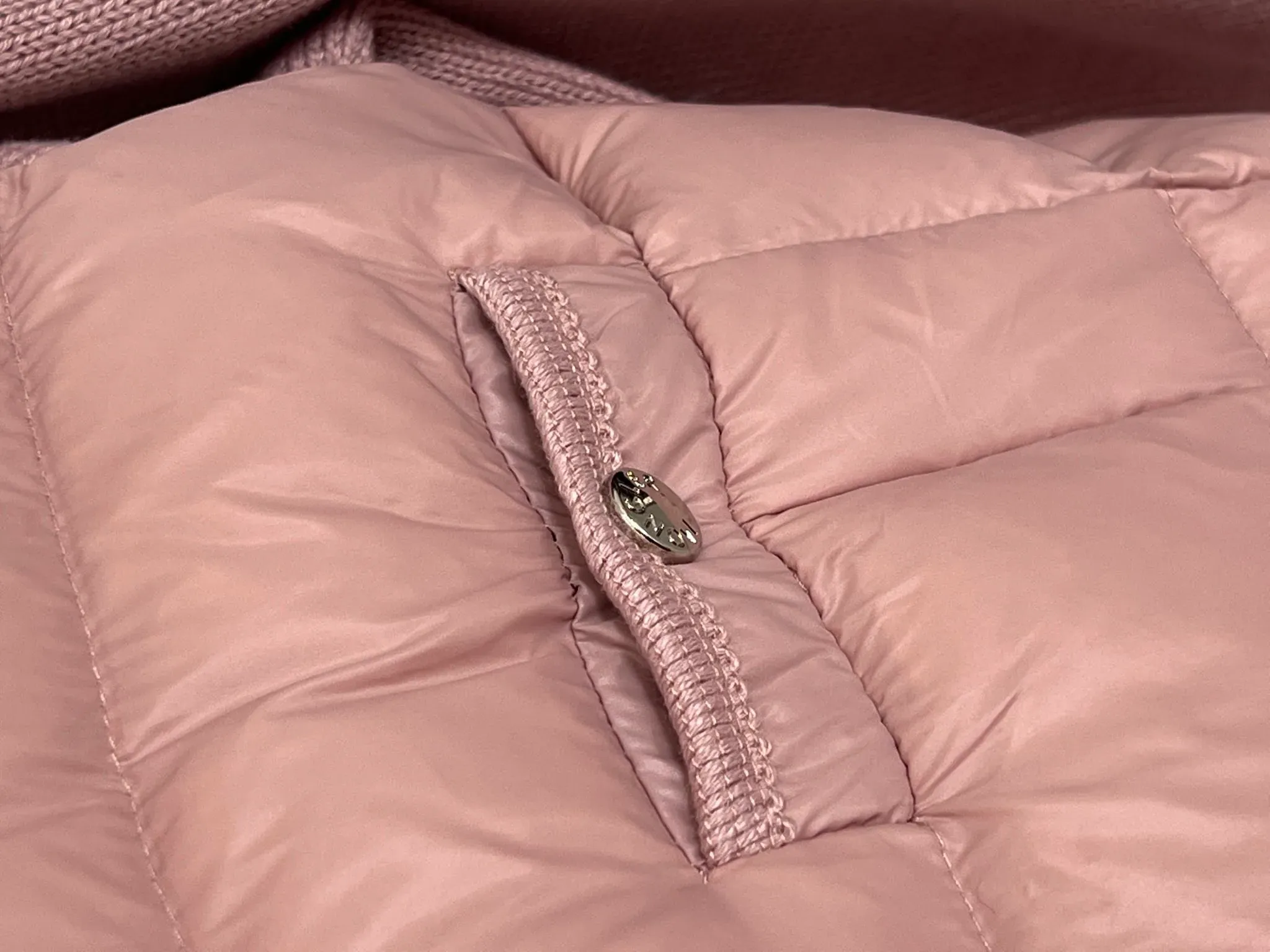 Куртки И Пуховики Женские Moncler 203179