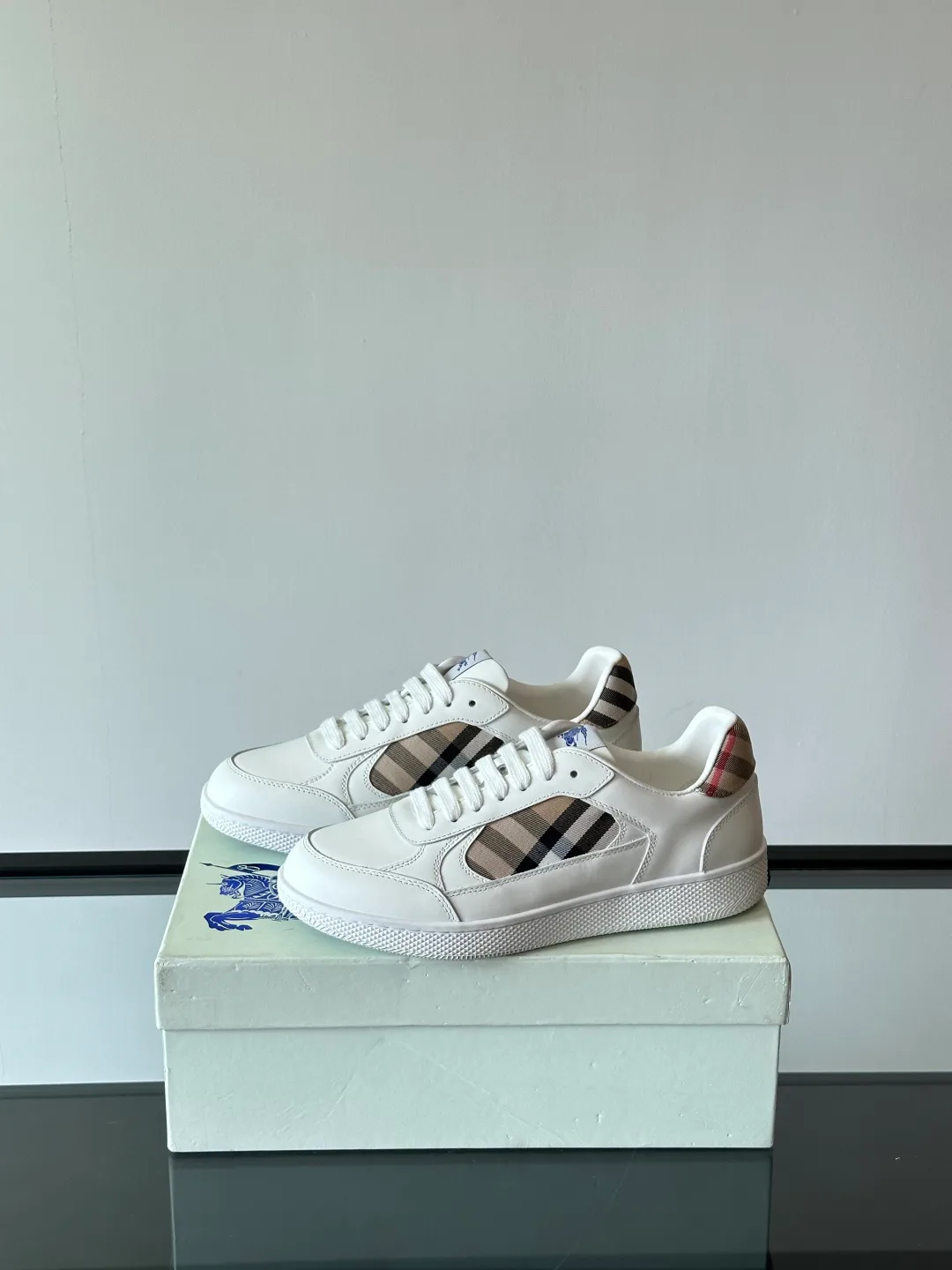 Кроссовки Мужские Burberry 18744152