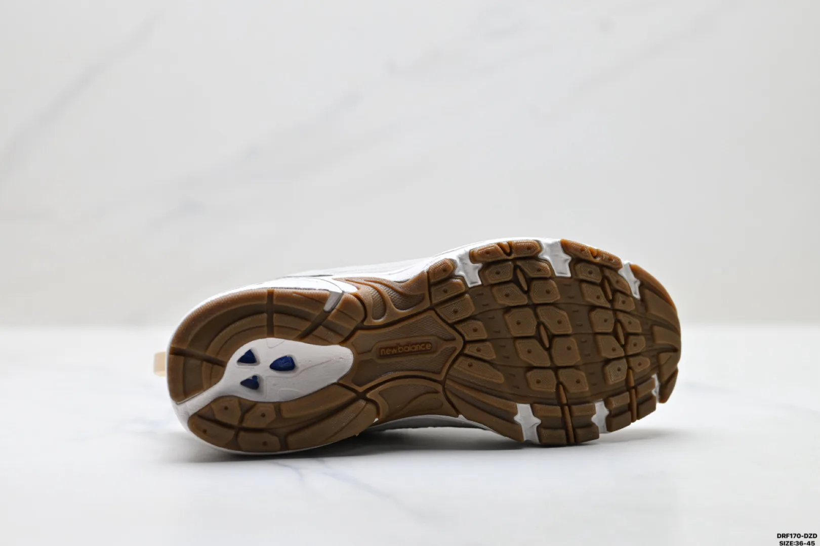 Кроссовки Женские New Balance 19746211