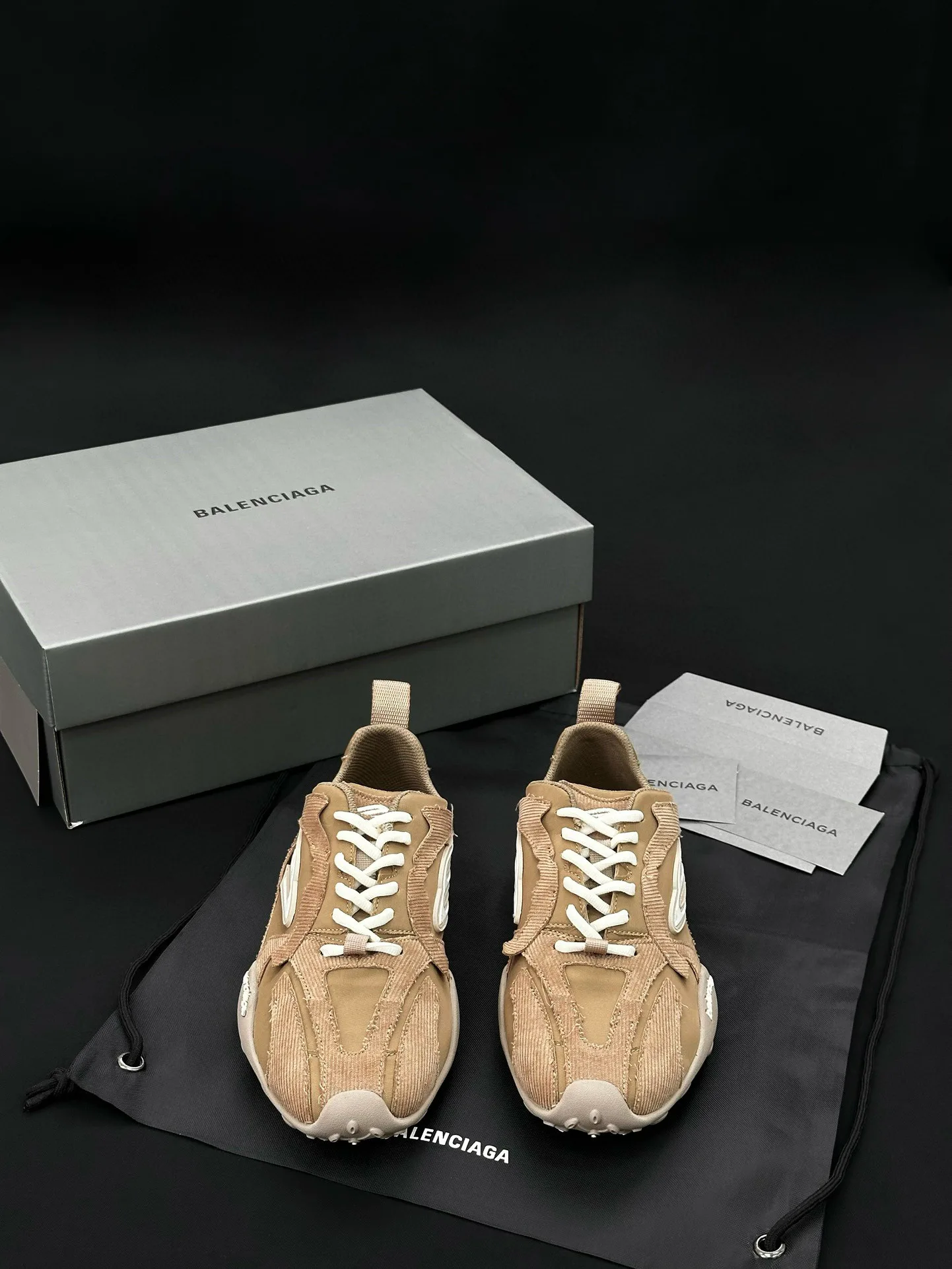 Кроссовки Женские Balenciaga 10997420